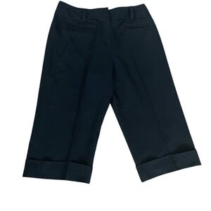 Larry Levine Women’s Black Capri Pants